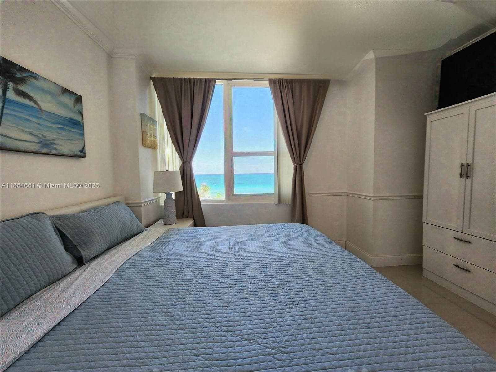 ALEXANDER TOWERS CONDO · #707 in Hollywood - Photo 18