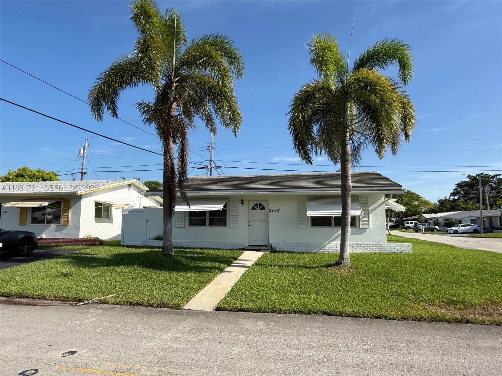 2701 NW 52nd Ct photo 2