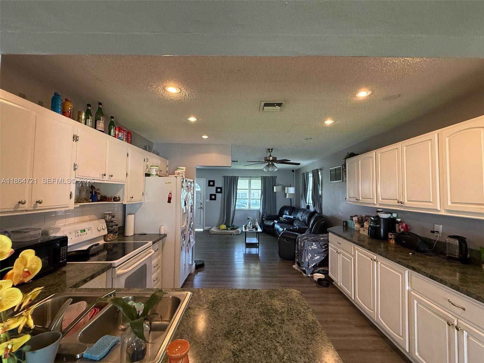 2701 NW 52nd Ct photo 13
