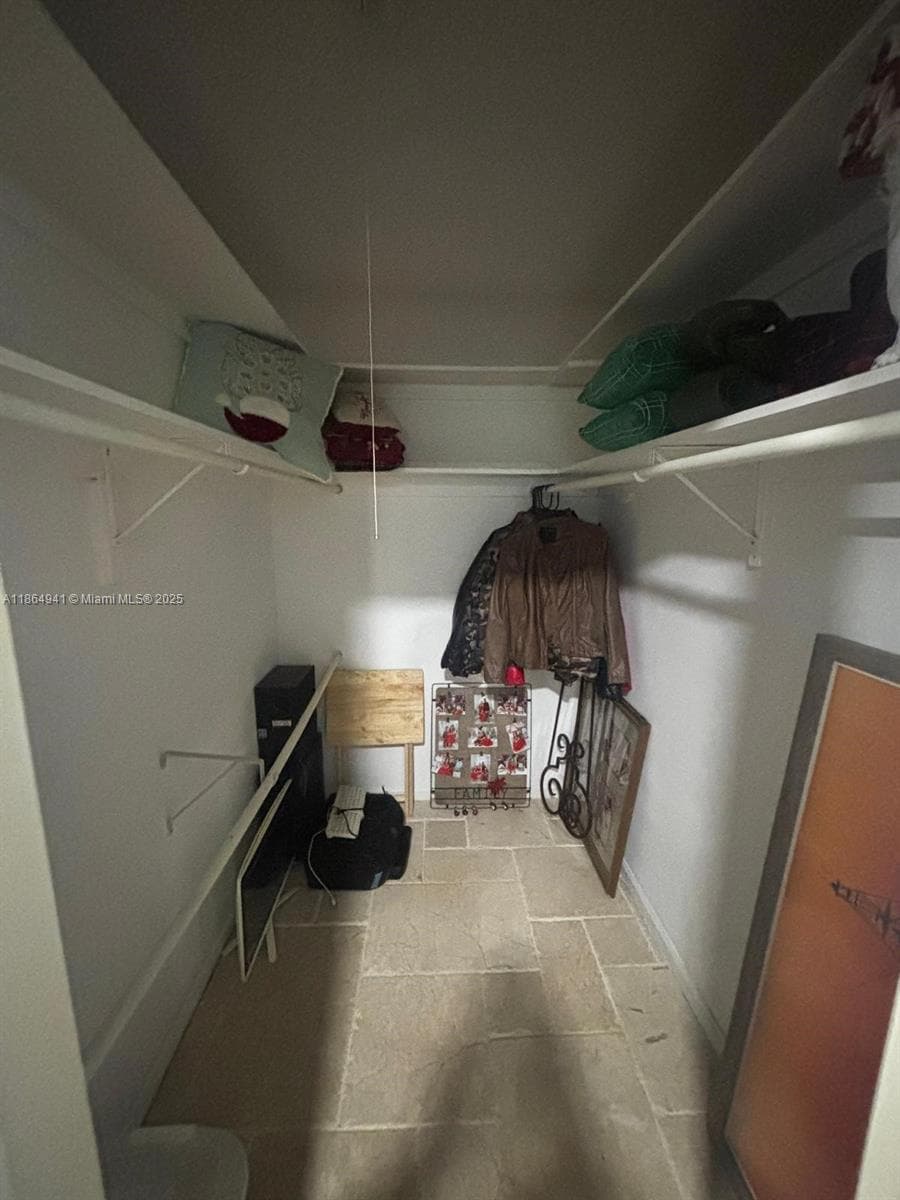 4220 NE 27th Ave photo 37