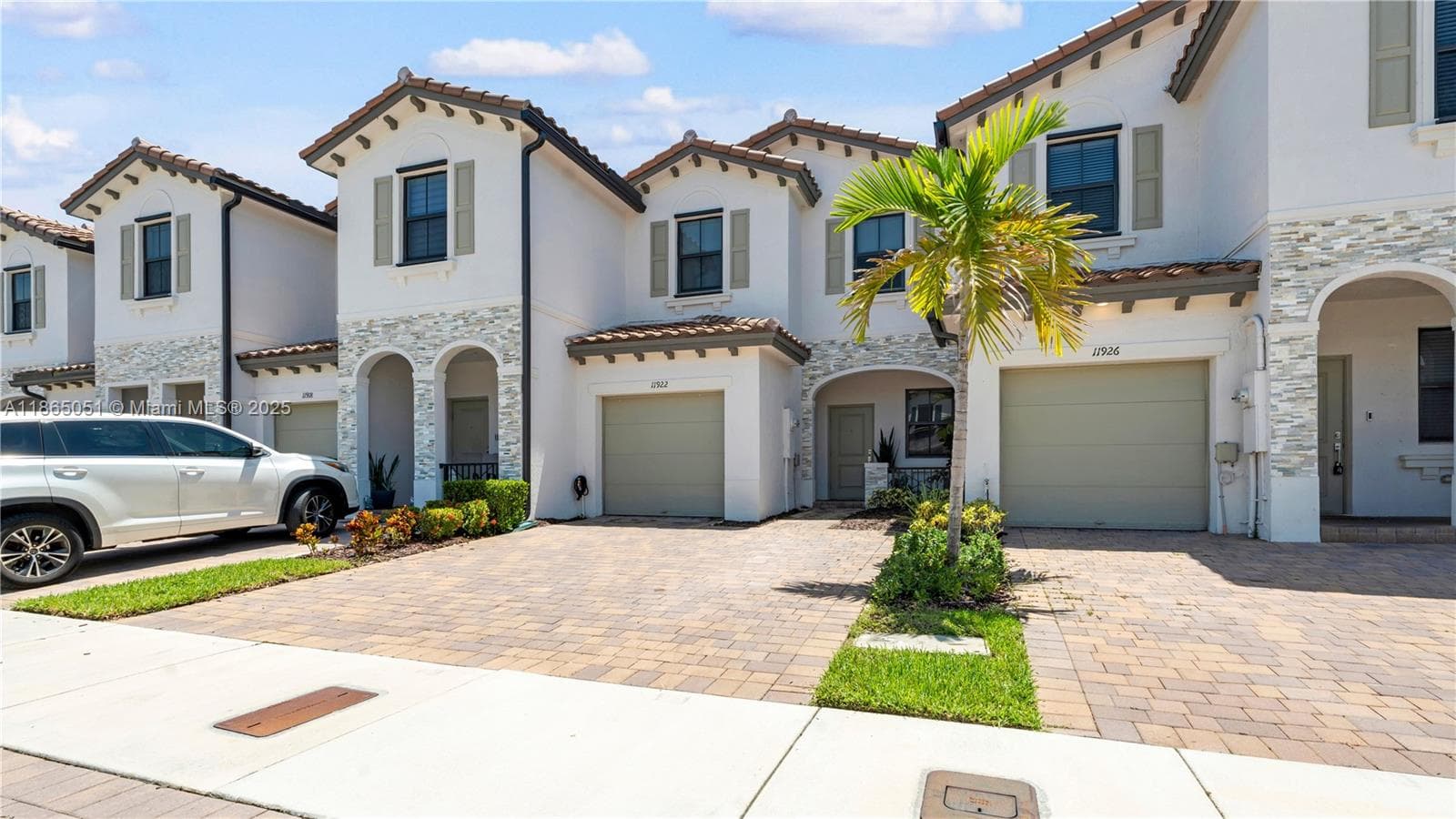 11922 SW 245 TER #0 photo 2