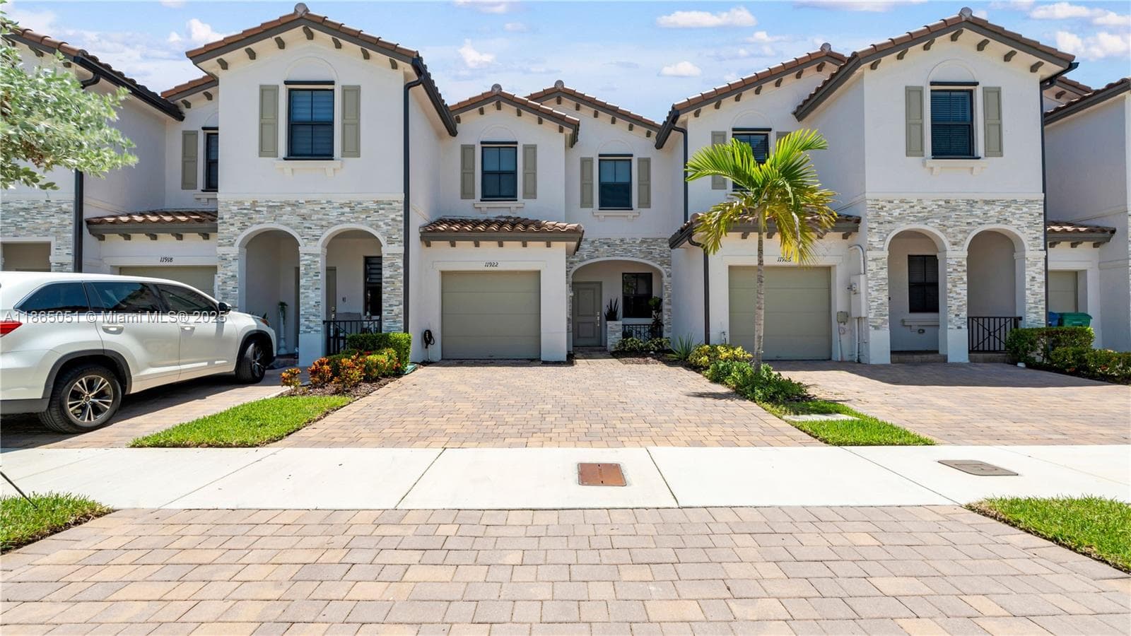 11922 SW 245 TER #0 photo 1