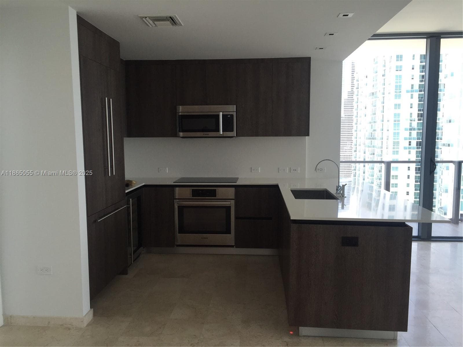 Reach Brickell City Centre · #2611 in Miami - Photo 8