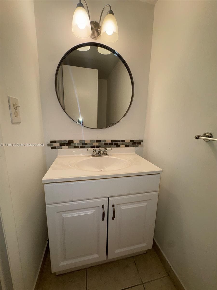 THE VINTAGE CONDO · #407 in Bay Harbor Islands - Photo 27