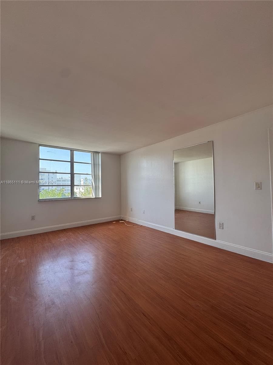 THE VINTAGE CONDO · #407 in Bay Harbor Islands - Photo 5