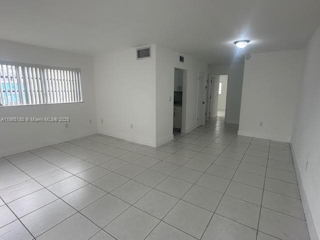 VILLAGE AT DADELAND CONDO · #E120 in Miami - Photo 2