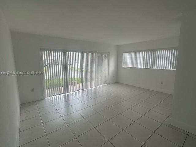VILLAGE AT DADELAND CONDO · #E120 in Miami - Photo 1