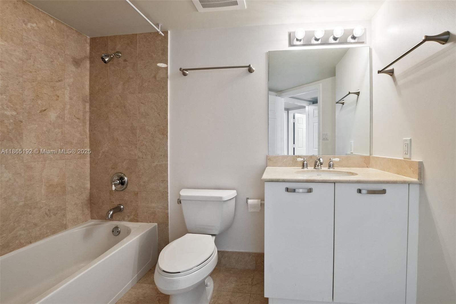 Vue · #701 in Fort Lauderdale - Photo 20