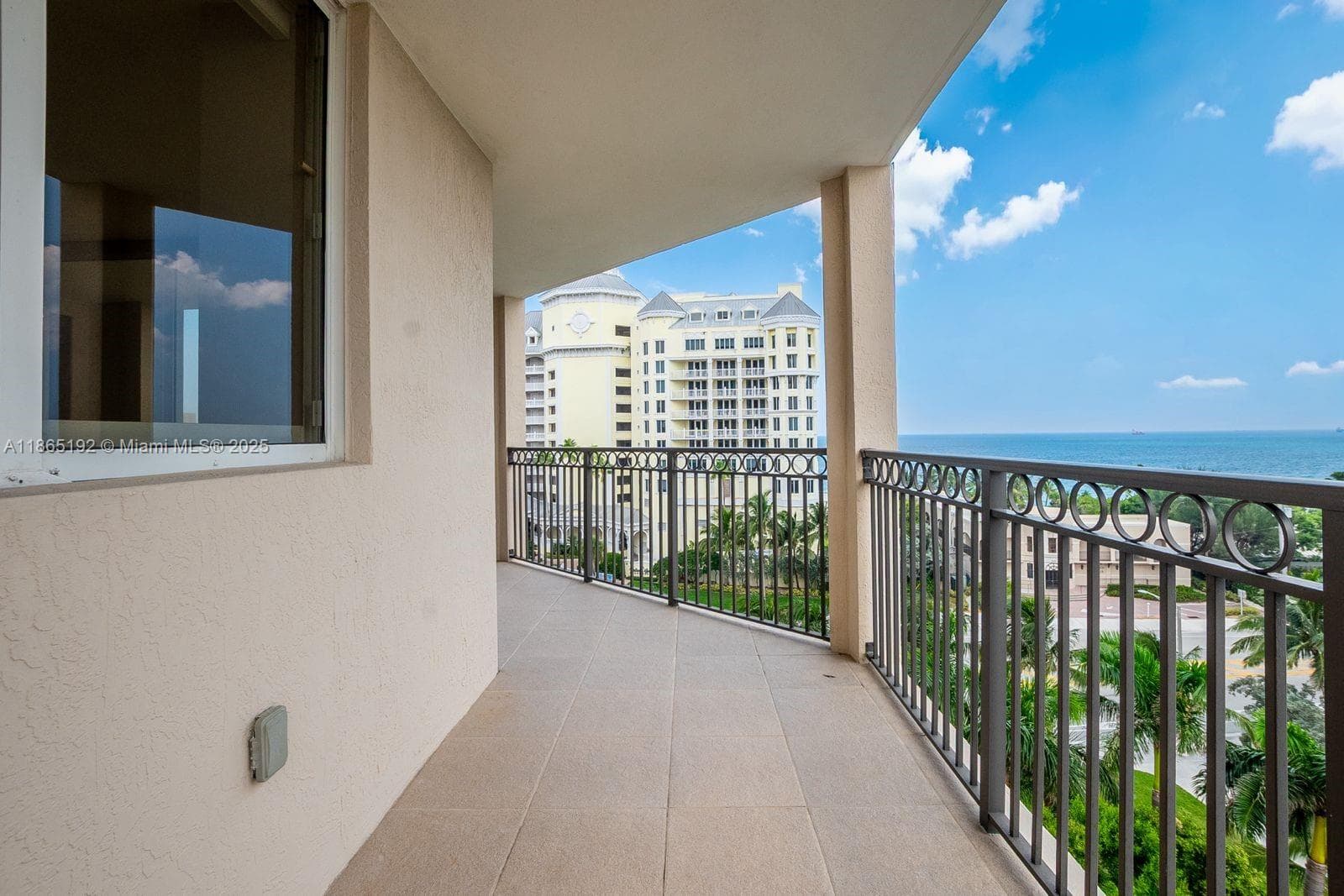 Vue · #701 in Fort Lauderdale - Photo 15