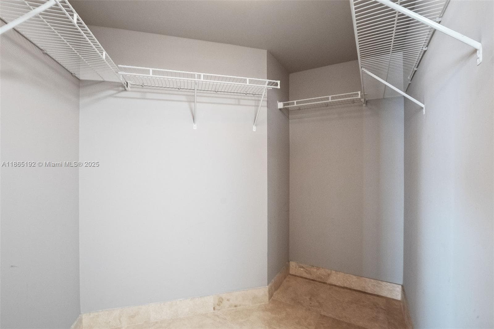 Vue · #701 in Fort Lauderdale - Photo 11