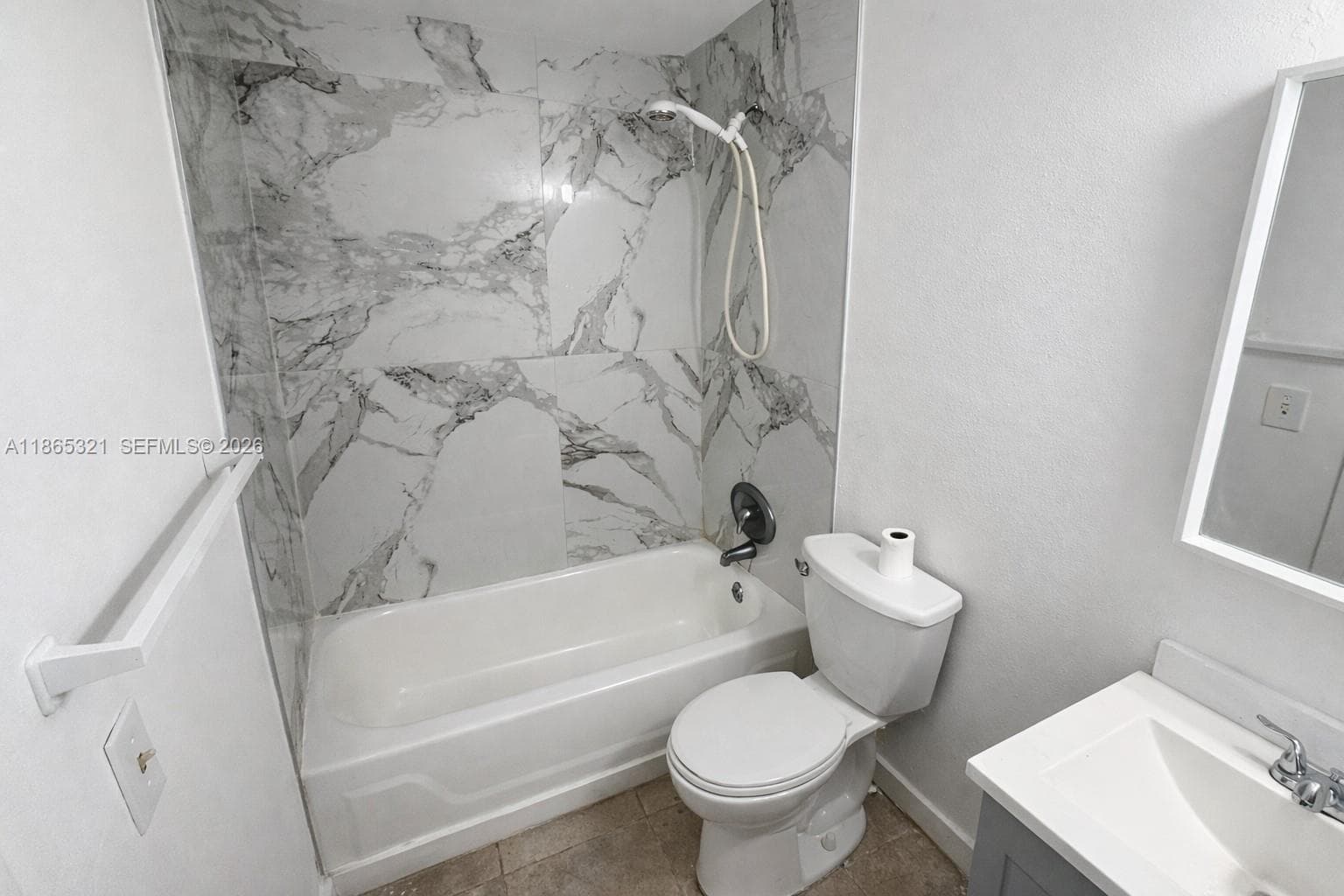 Royal Point Condominium · #109 in Lauderdale Lakes - Photo 13