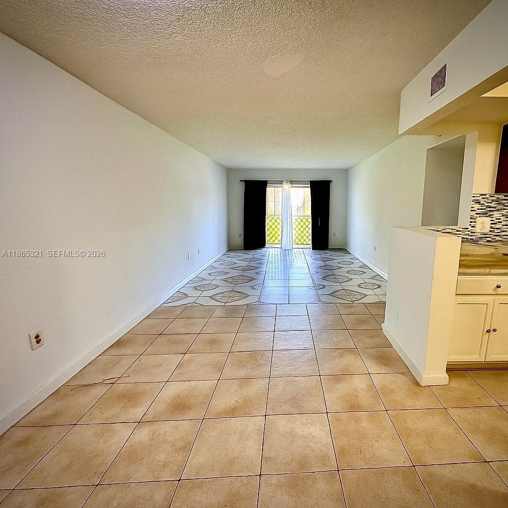 Royal Point Condominium · #109 in Lauderdale Lakes - Photo 7