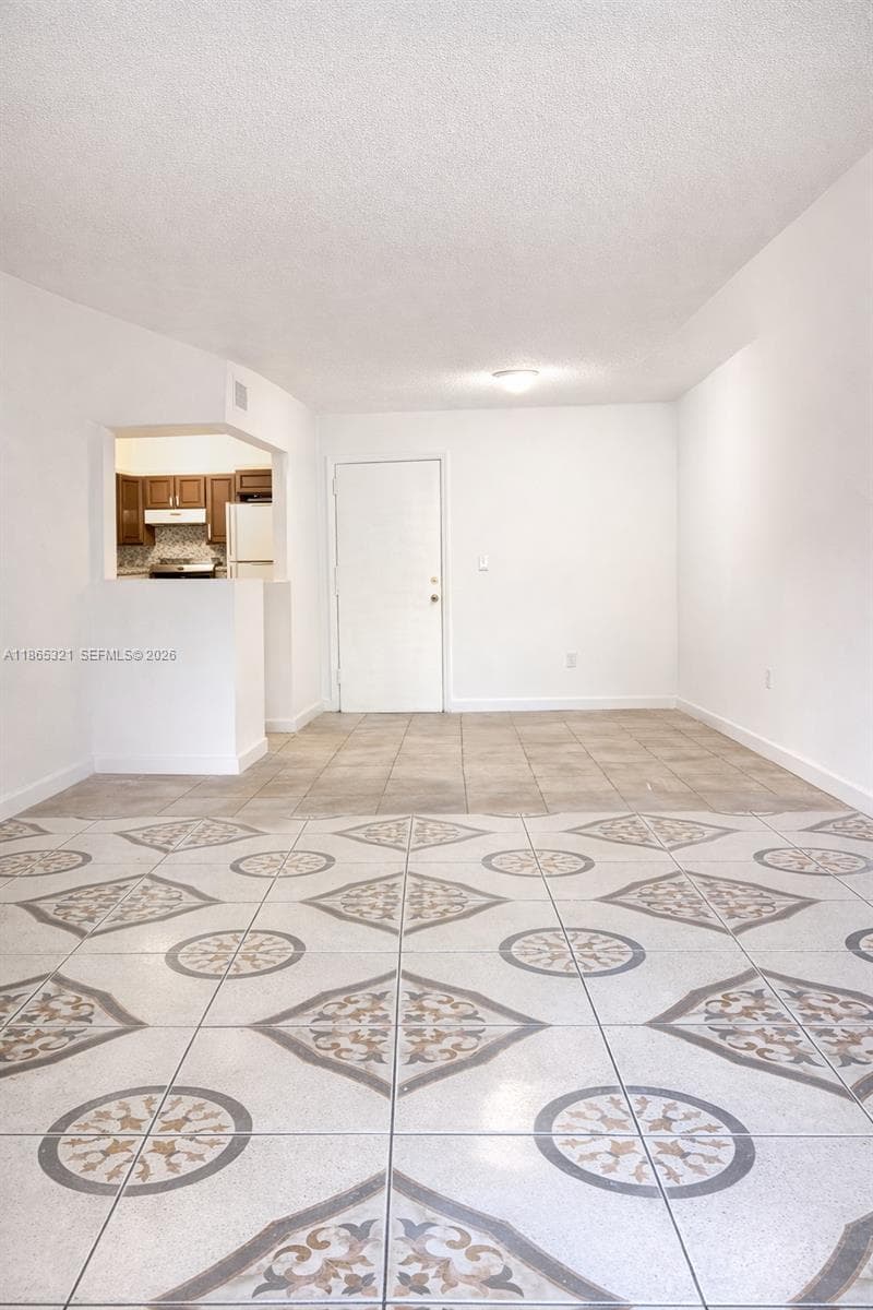 Royal Point Condominium · #109 in Lauderdale Lakes - Photo 9