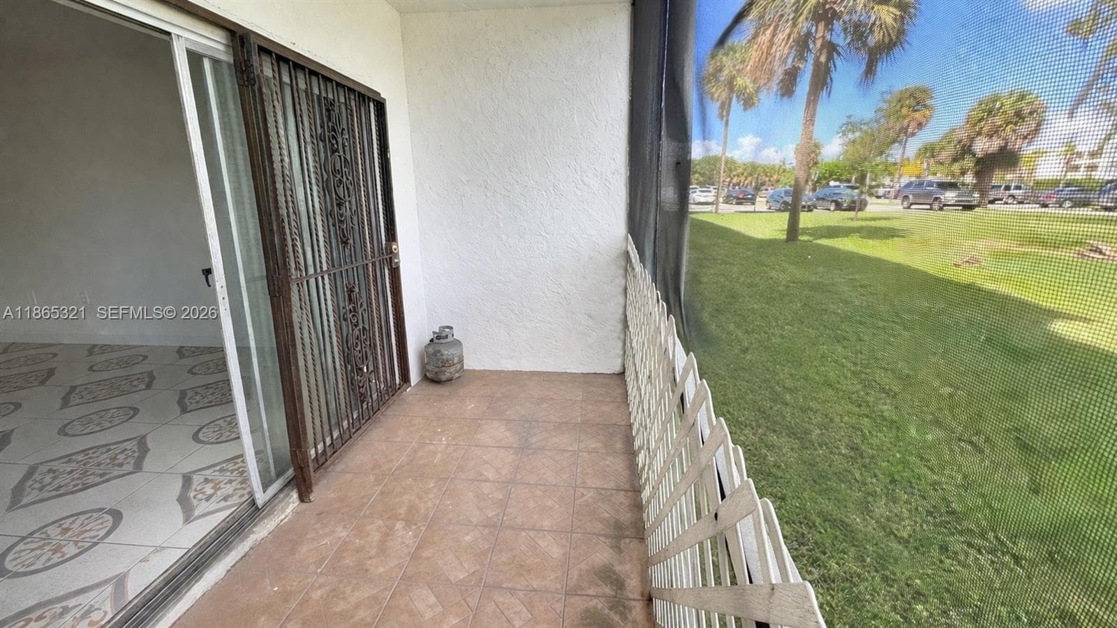 Royal Point Condominium · #109 in Lauderdale Lakes - Photo 21
