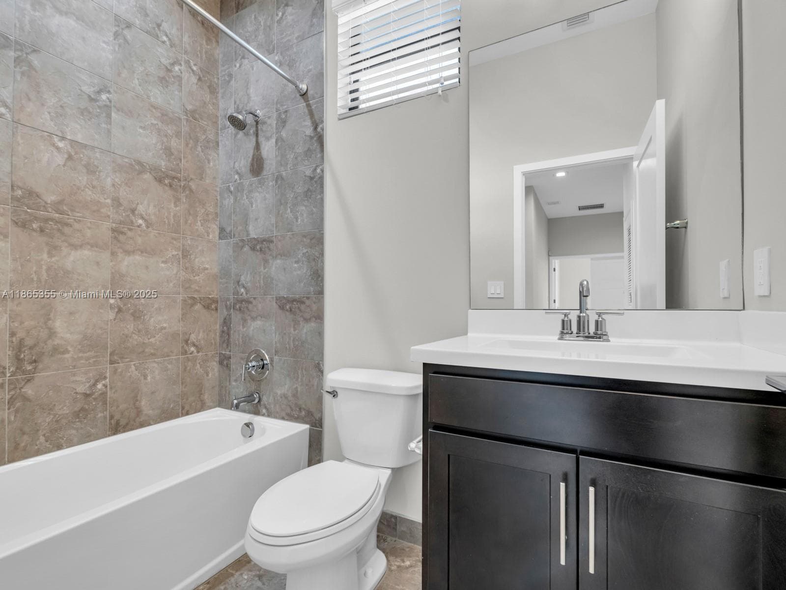 4924 Whispering Way photo 12