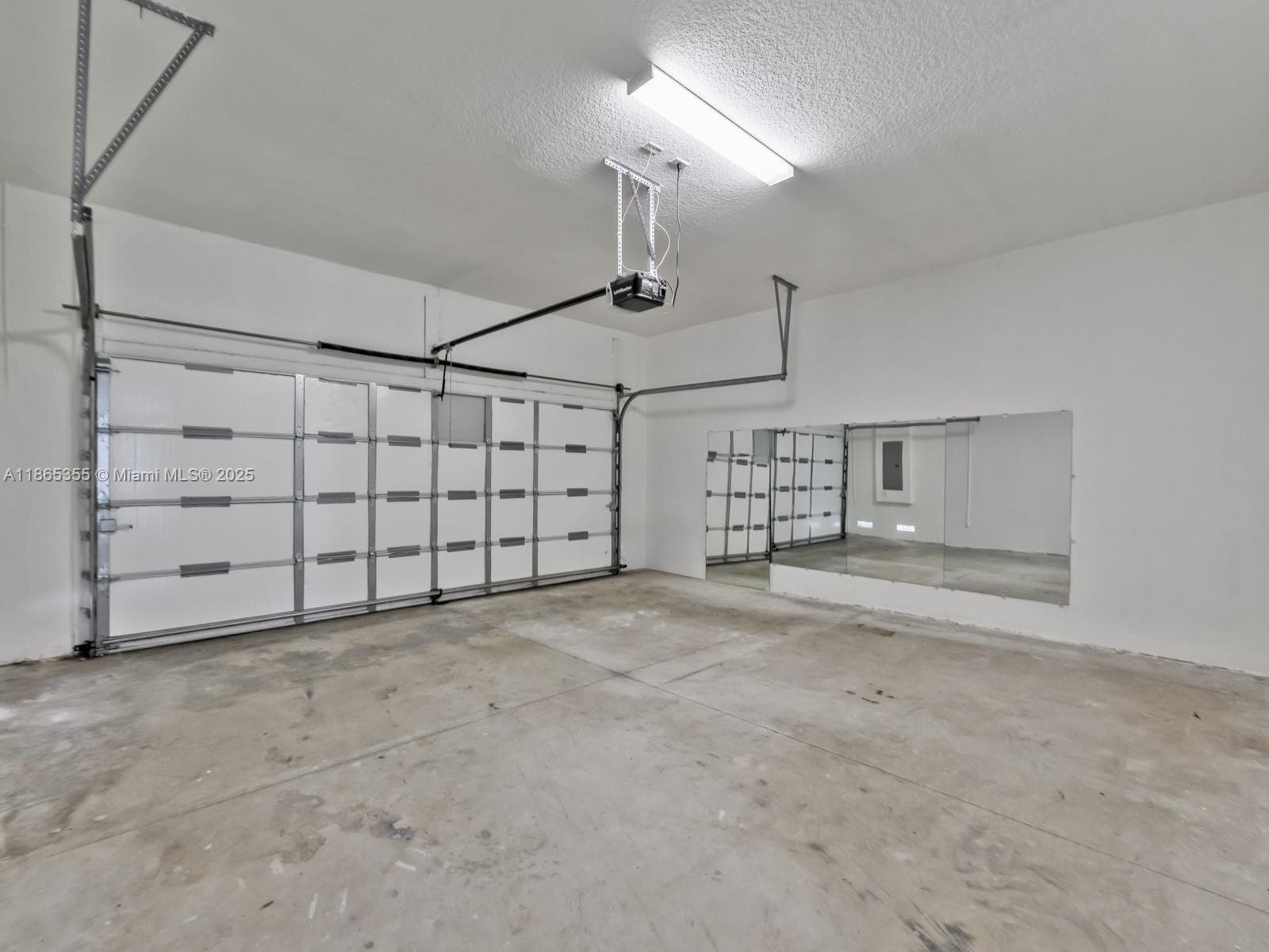 4924 Whispering Way photo 20