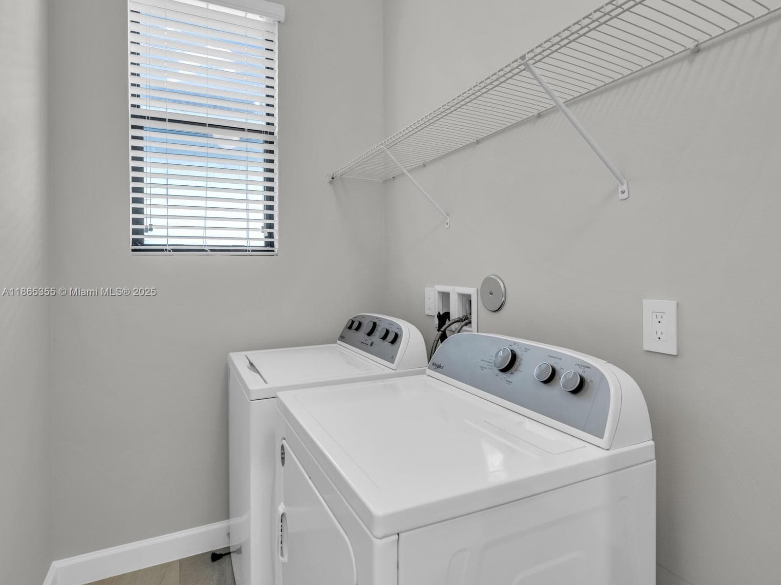 4924 Whispering Way photo 19