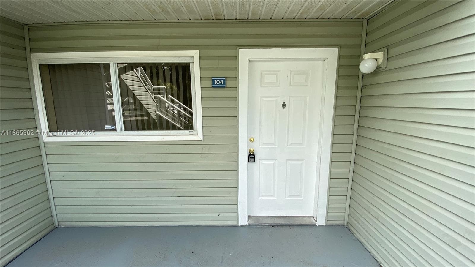 SUMMER LAKE · #104 in Oakland Park - Photo 2