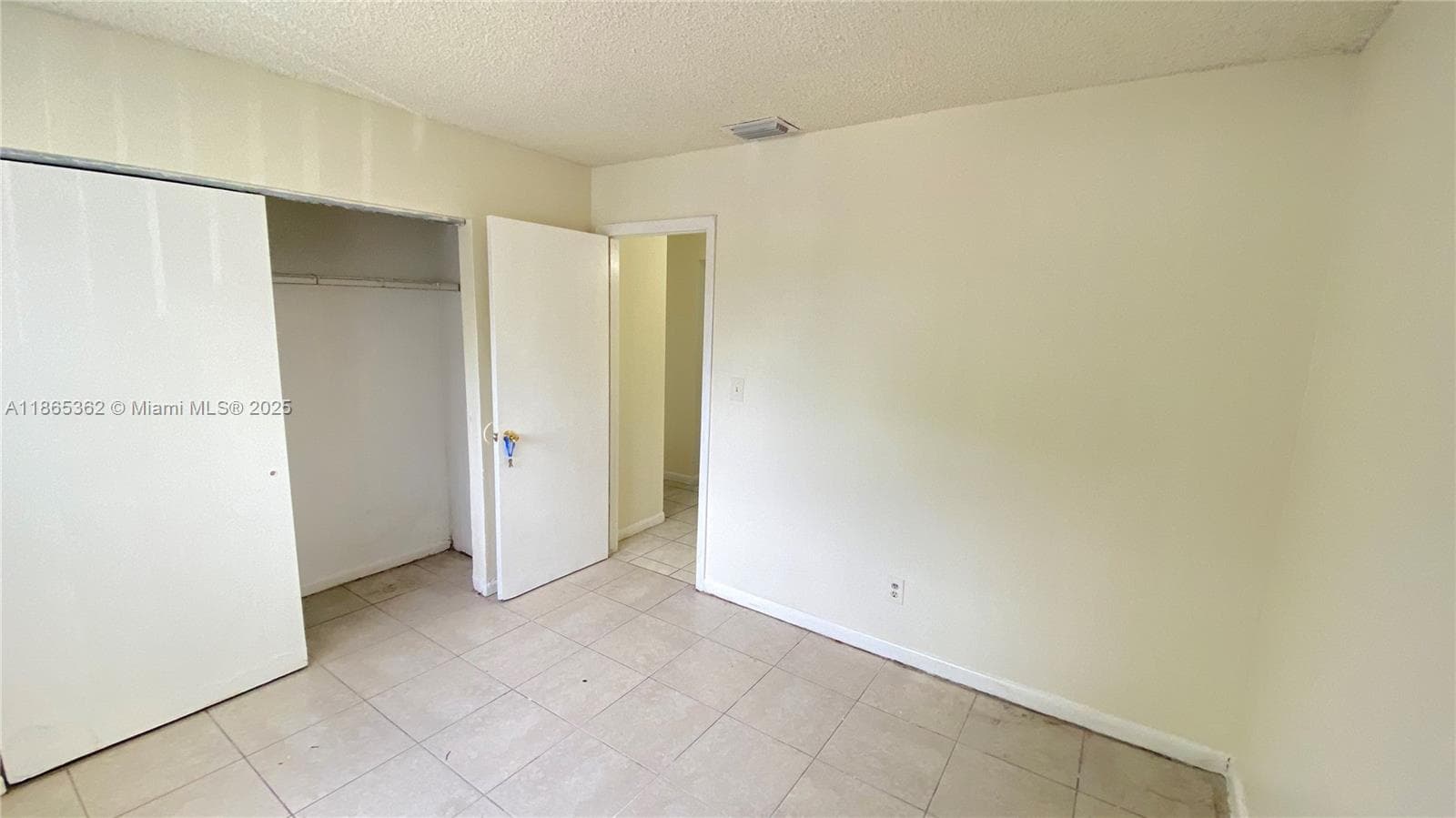 SUMMER LAKE · #104 in Oakland Park - Photo 22