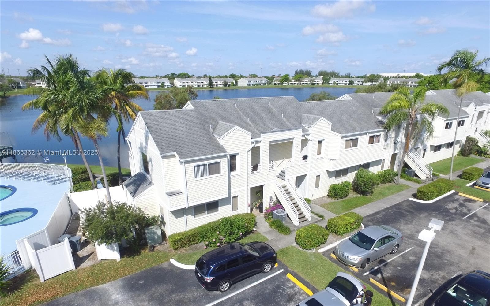SUMMER LAKE · #104 in Oakland Park - Photo 32