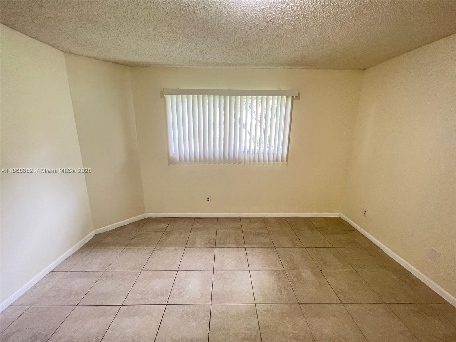 SUMMER LAKE · #104 in Oakland Park - Photo 20
