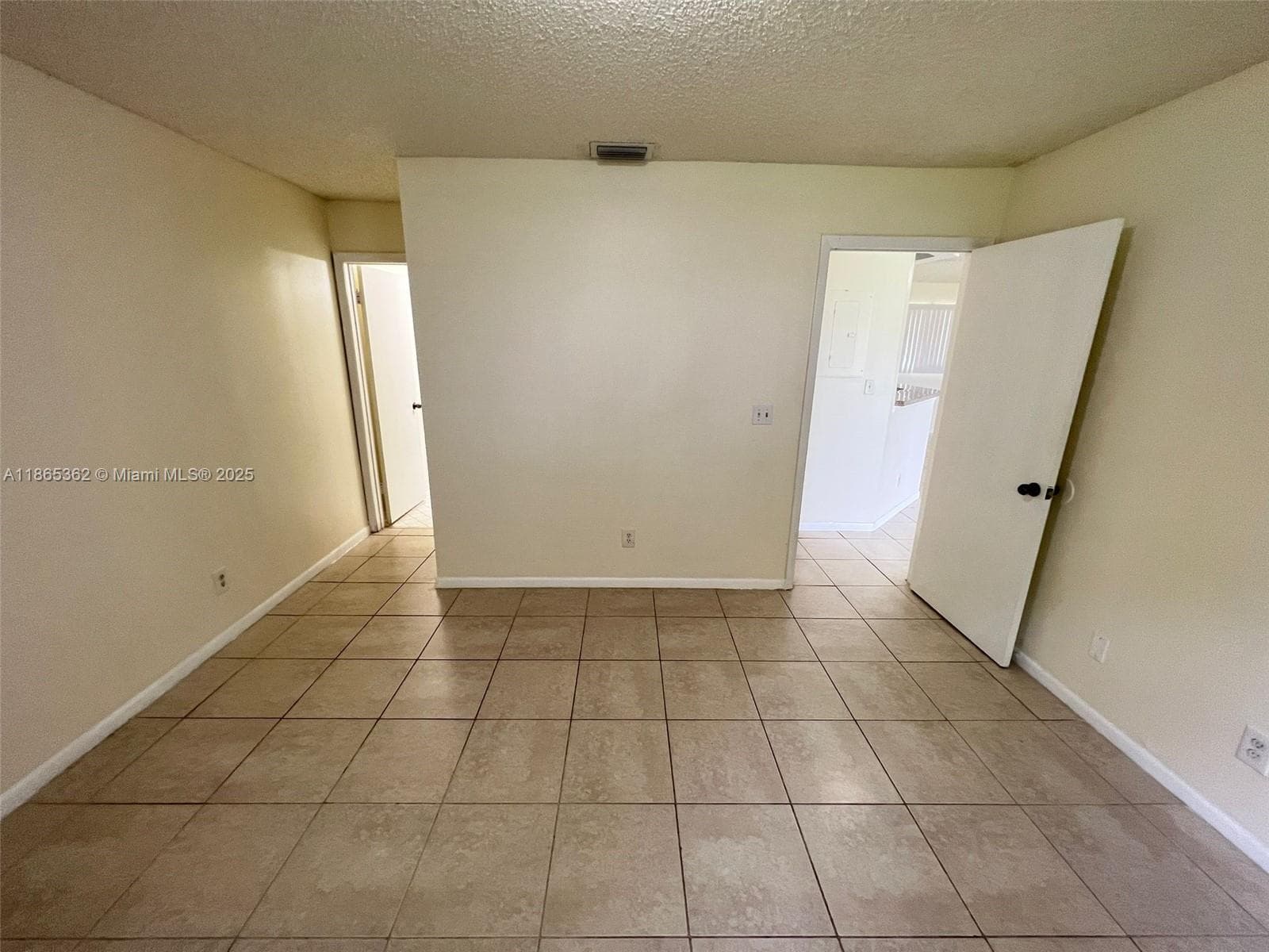 SUMMER LAKE · #104 in Oakland Park - Photo 19