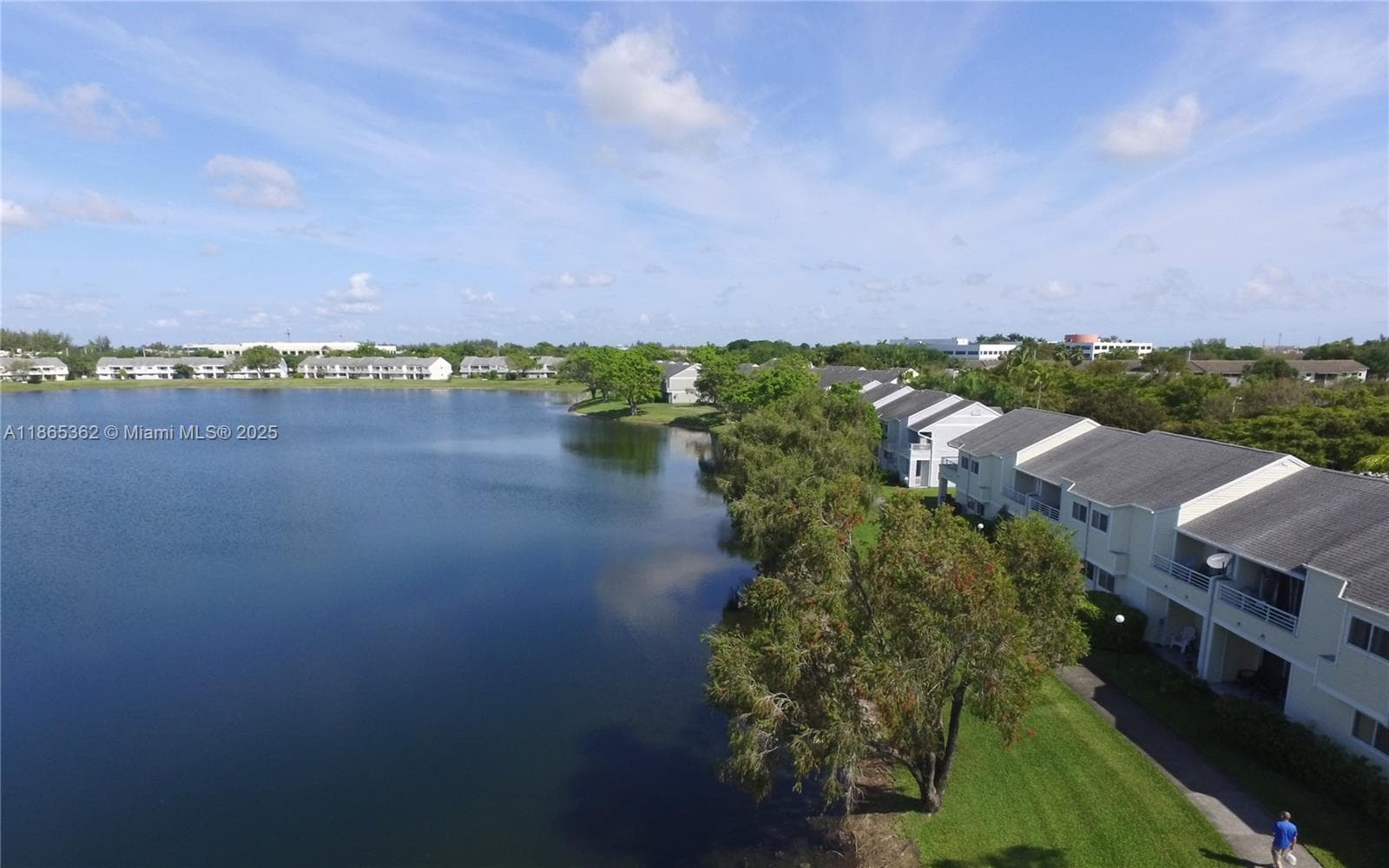 SUMMER LAKE · #104 in Oakland Park - Photo 29