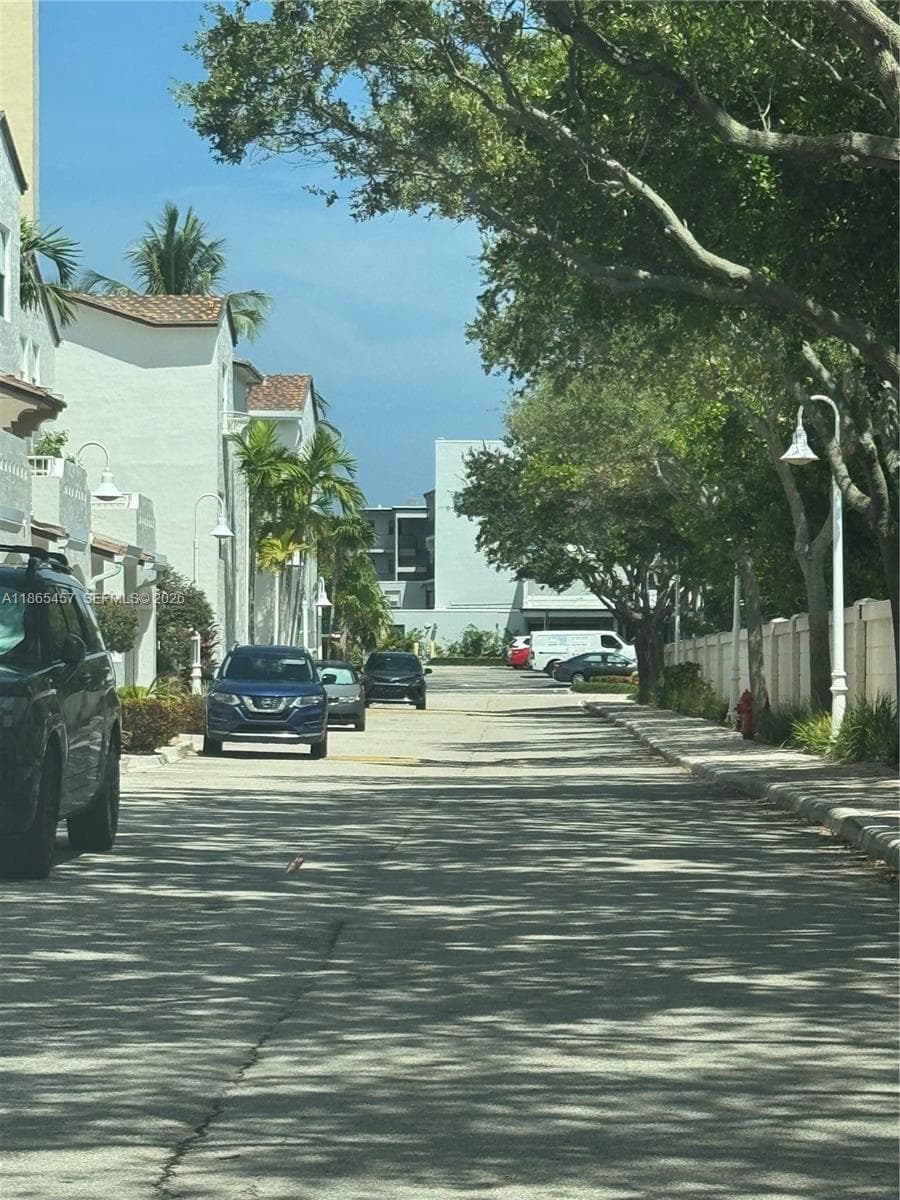 VILLAGE BY THE SEA CONDO · #315-C in Lauderdale By The Sea - Photo 4