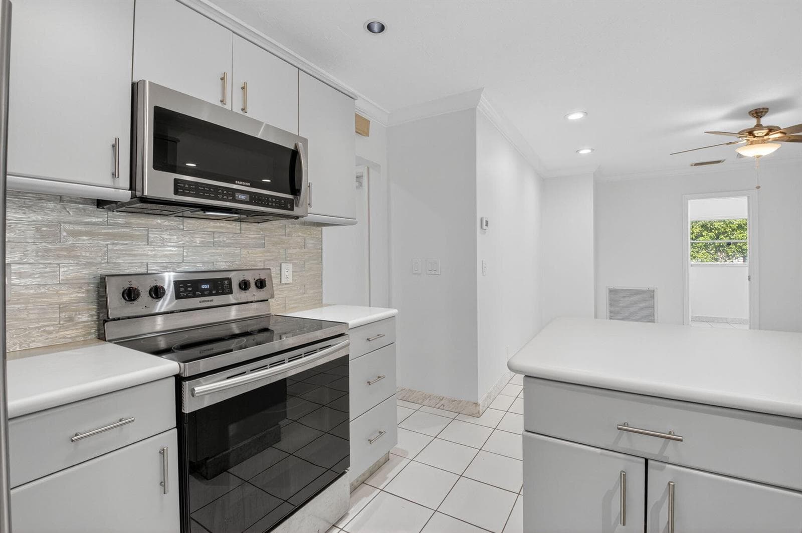 937 kitchen 5