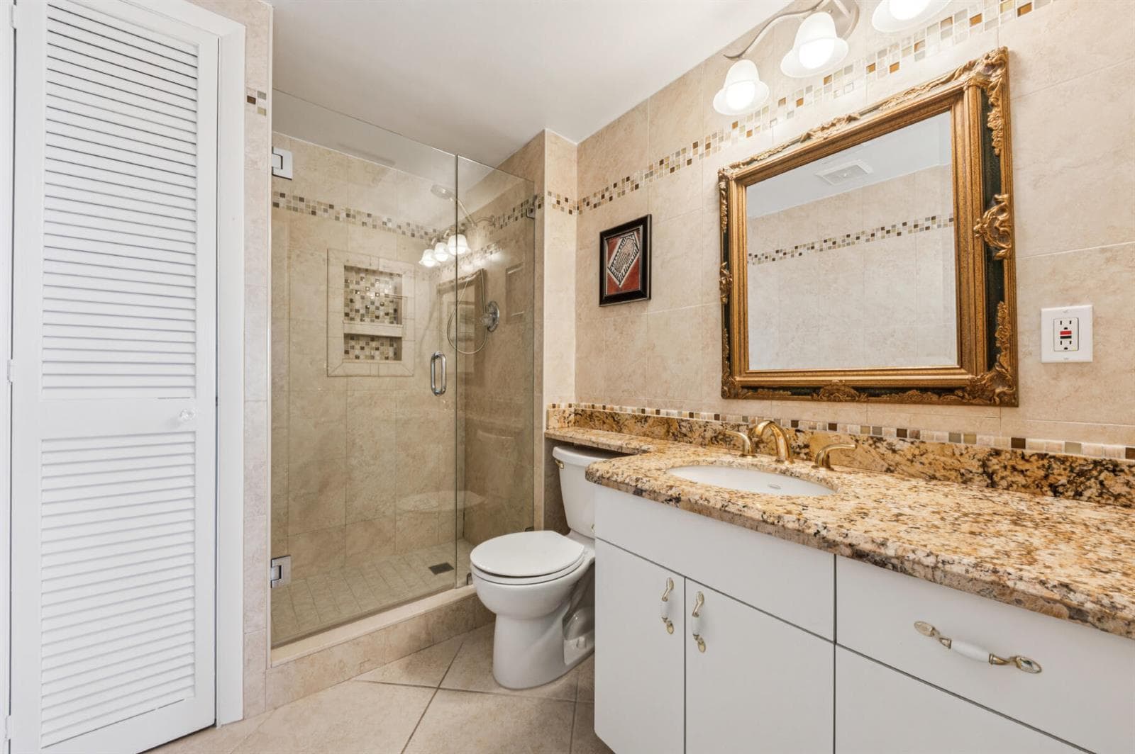 Bedroom 3 Ensuite Bathroom