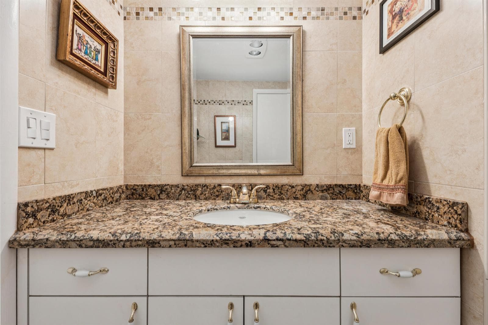 Powder Room