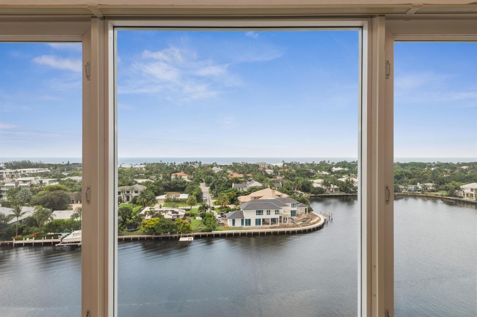 Bedroom 2/Office View