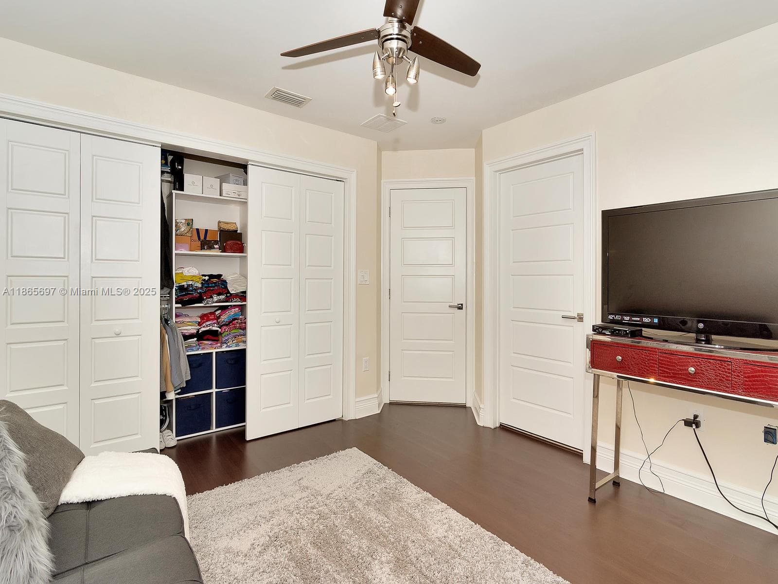 3141 Hollywood Blvd photo 33