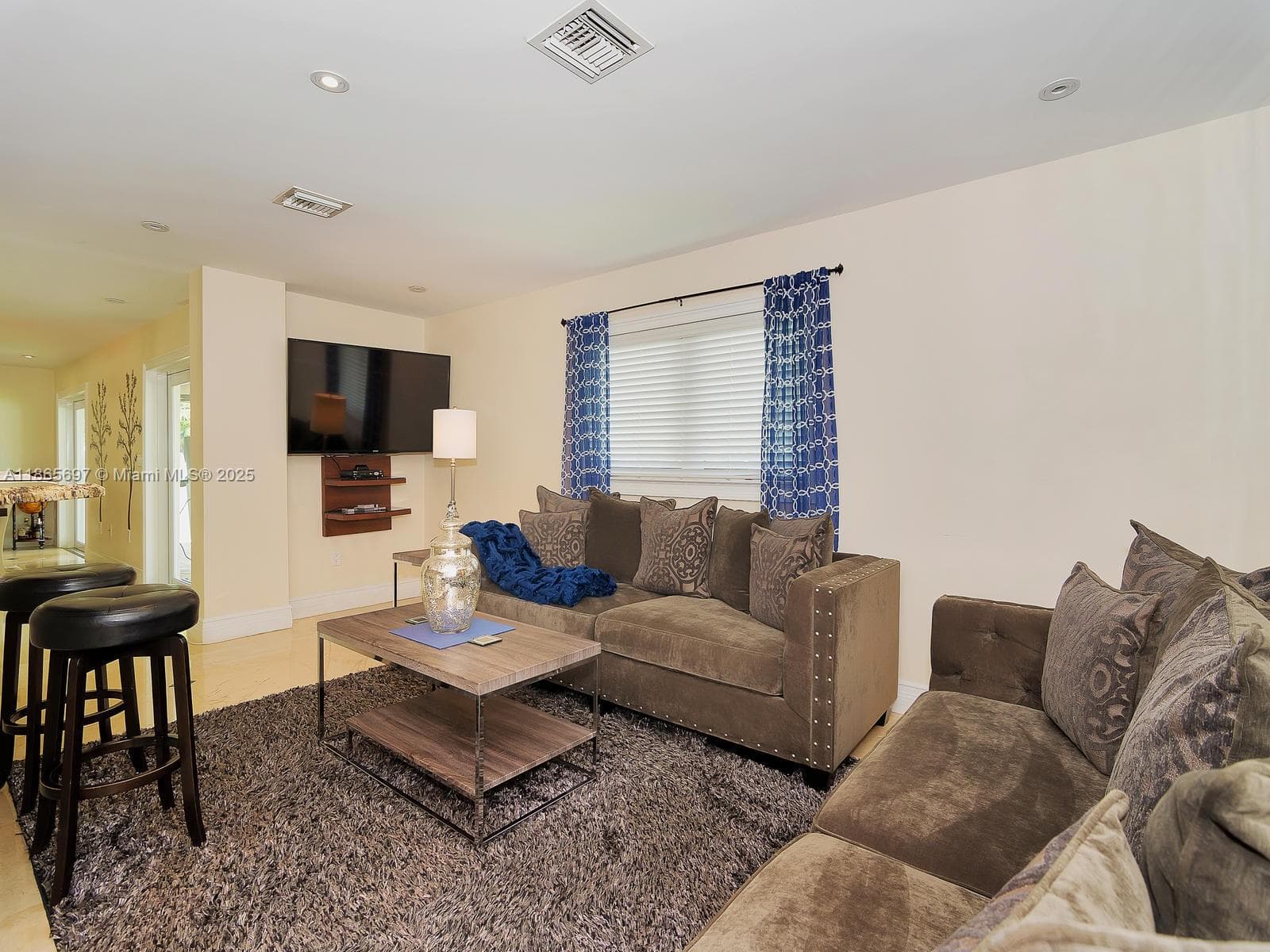 3141 Hollywood Blvd photo 19
