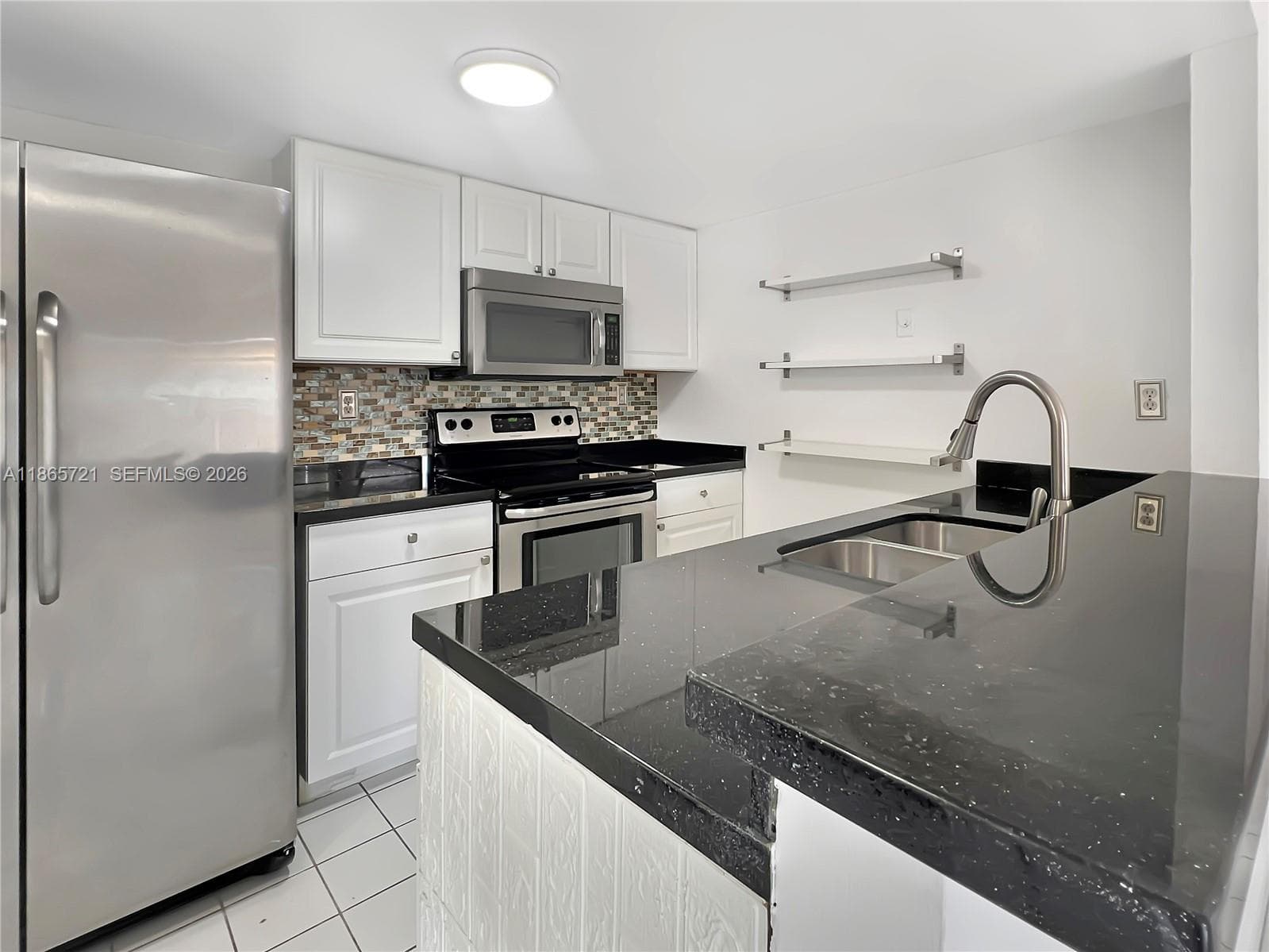 GABLES II TOWNHOMES CONDO · #1109 in Miami - Photo 7