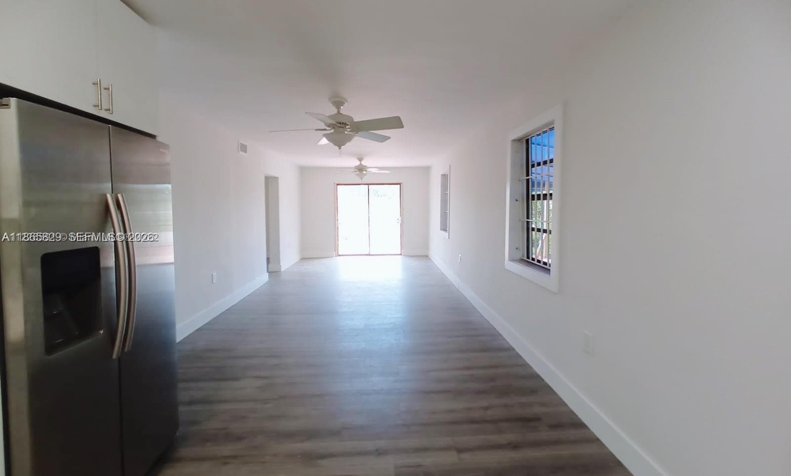 15061 SW 296TH photo 5