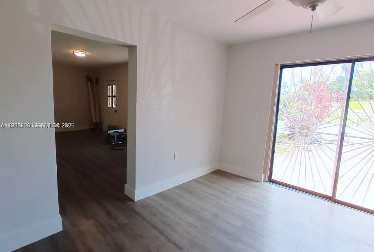 15061 SW 296TH photo 10