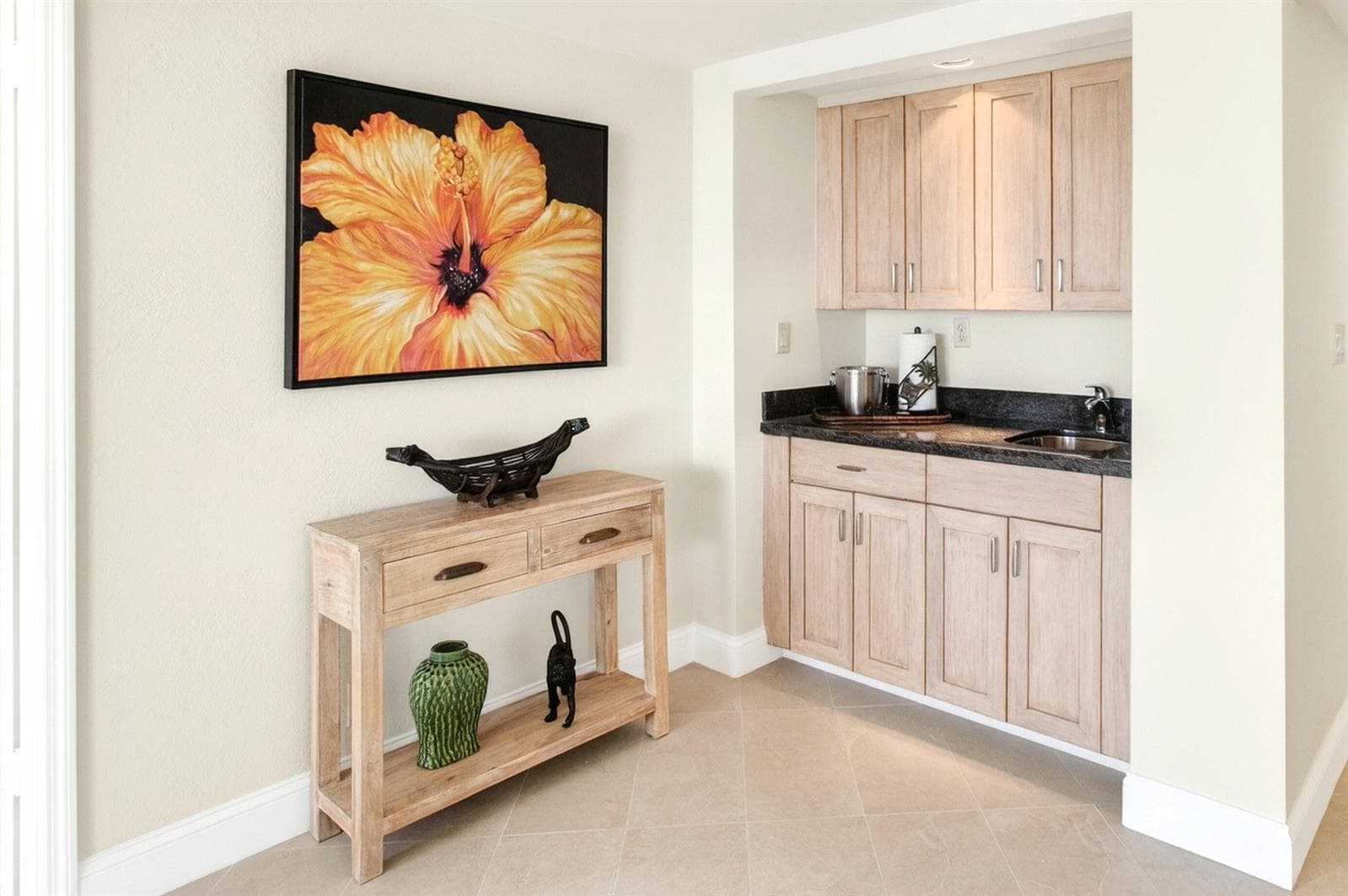 18 - Wet Bar