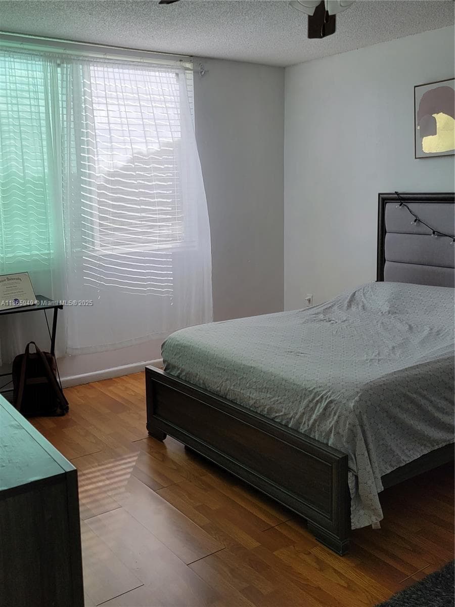 HILLCREST EAST NO 20 COND · #306 in Hollywood - Photo 12