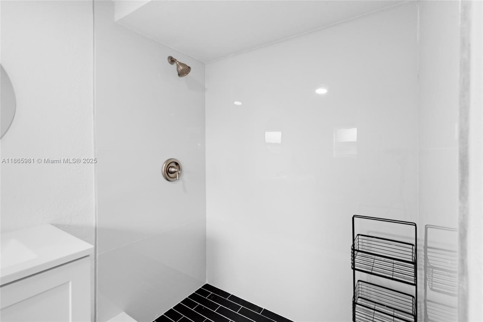 5836 Hope St #0 photo 10