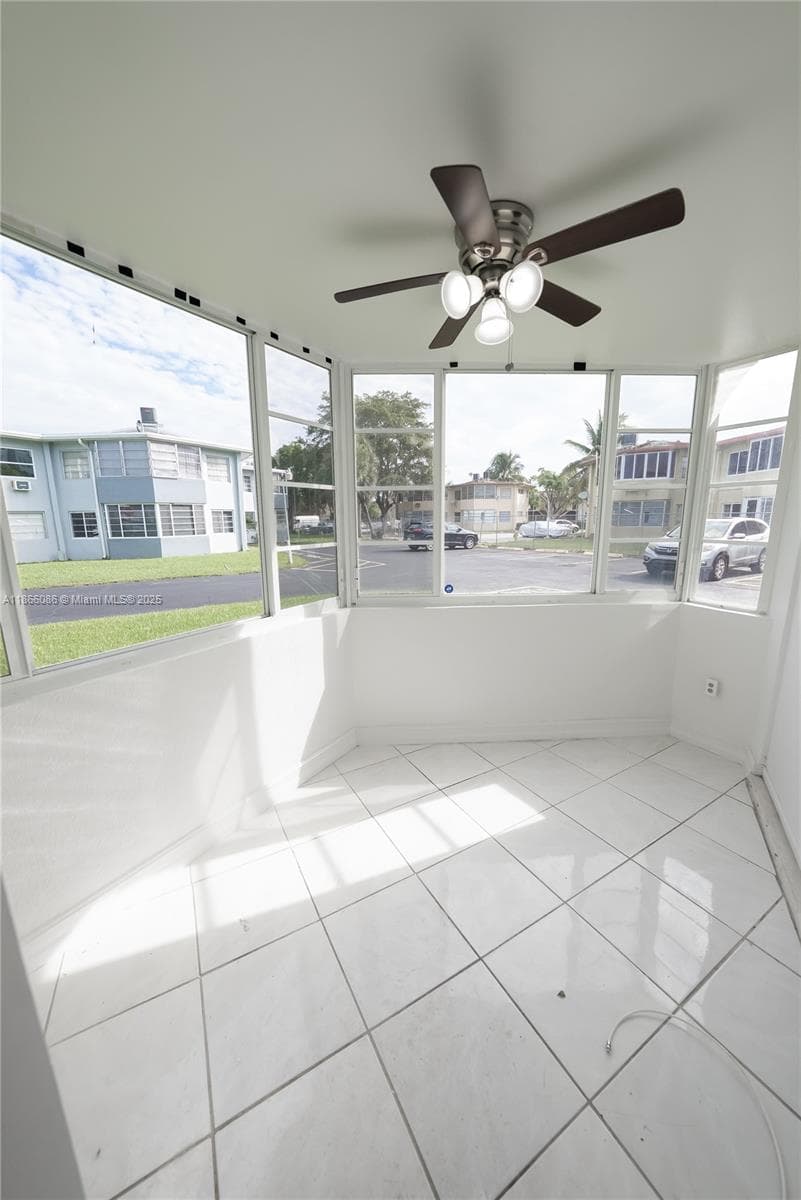 SKY LAKE GARDENS NO 2 CON · #115 in Miami - Photo 16