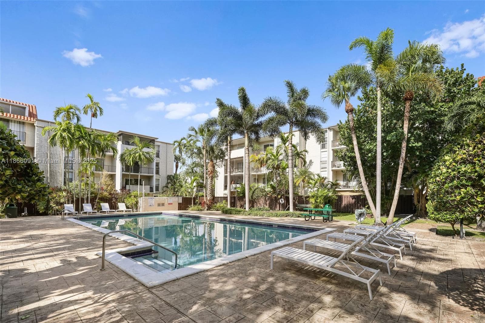 DADELAND COVE · #A405 in Pinecrest - Photo 27