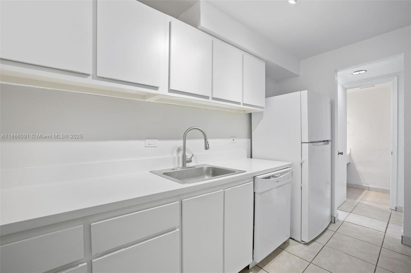 DADELAND COVE · #A405 in Pinecrest - Photo 11