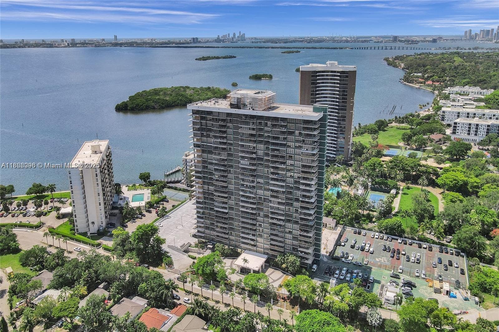 The Palm Bay Yacht Club · #1407 in Miami - Photo 2