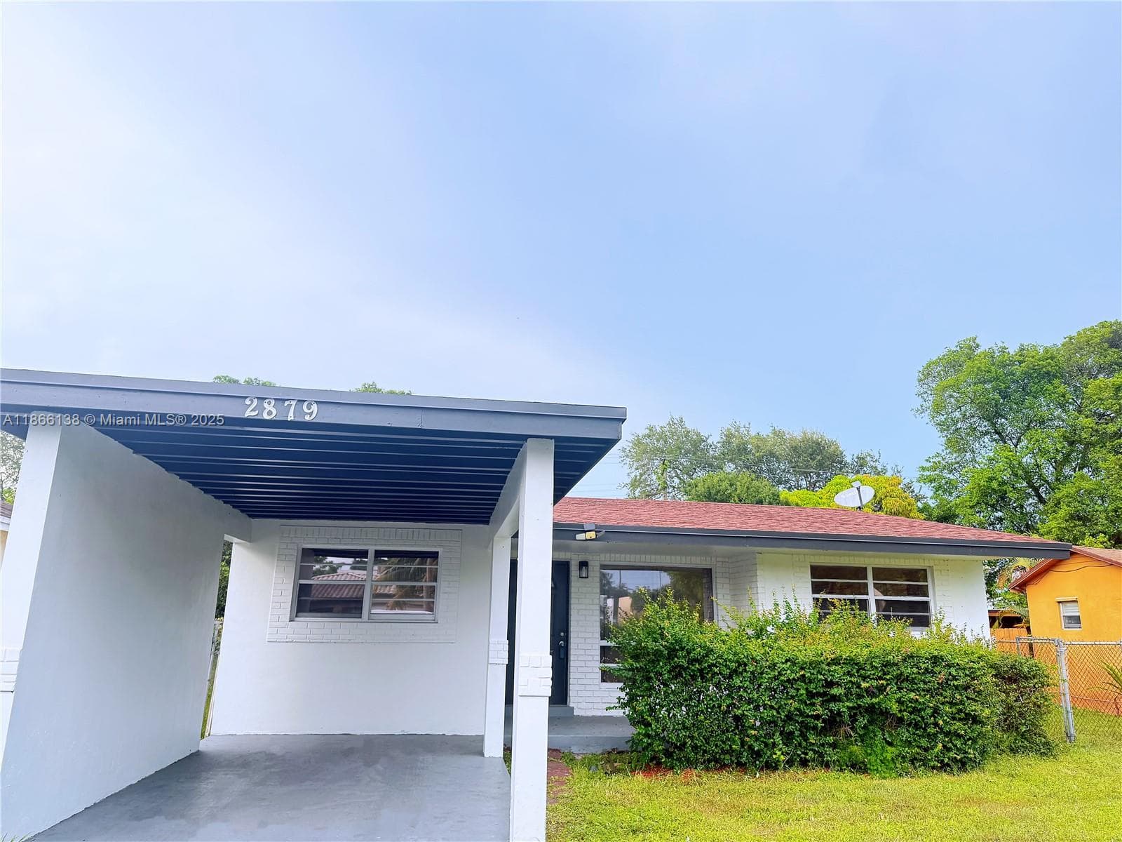 2879 NW 10th Ct photo 16