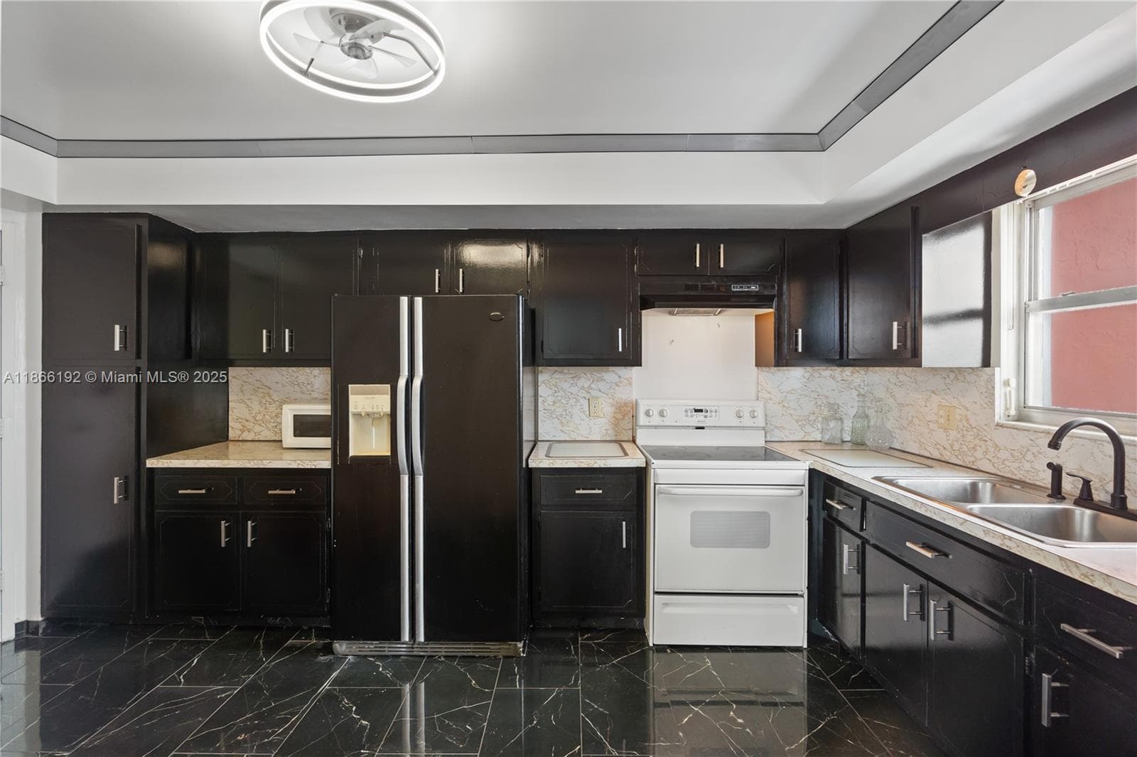 BUCKLEY TOWERS CONDO - EA · #1506E in Miami - Photo 6
