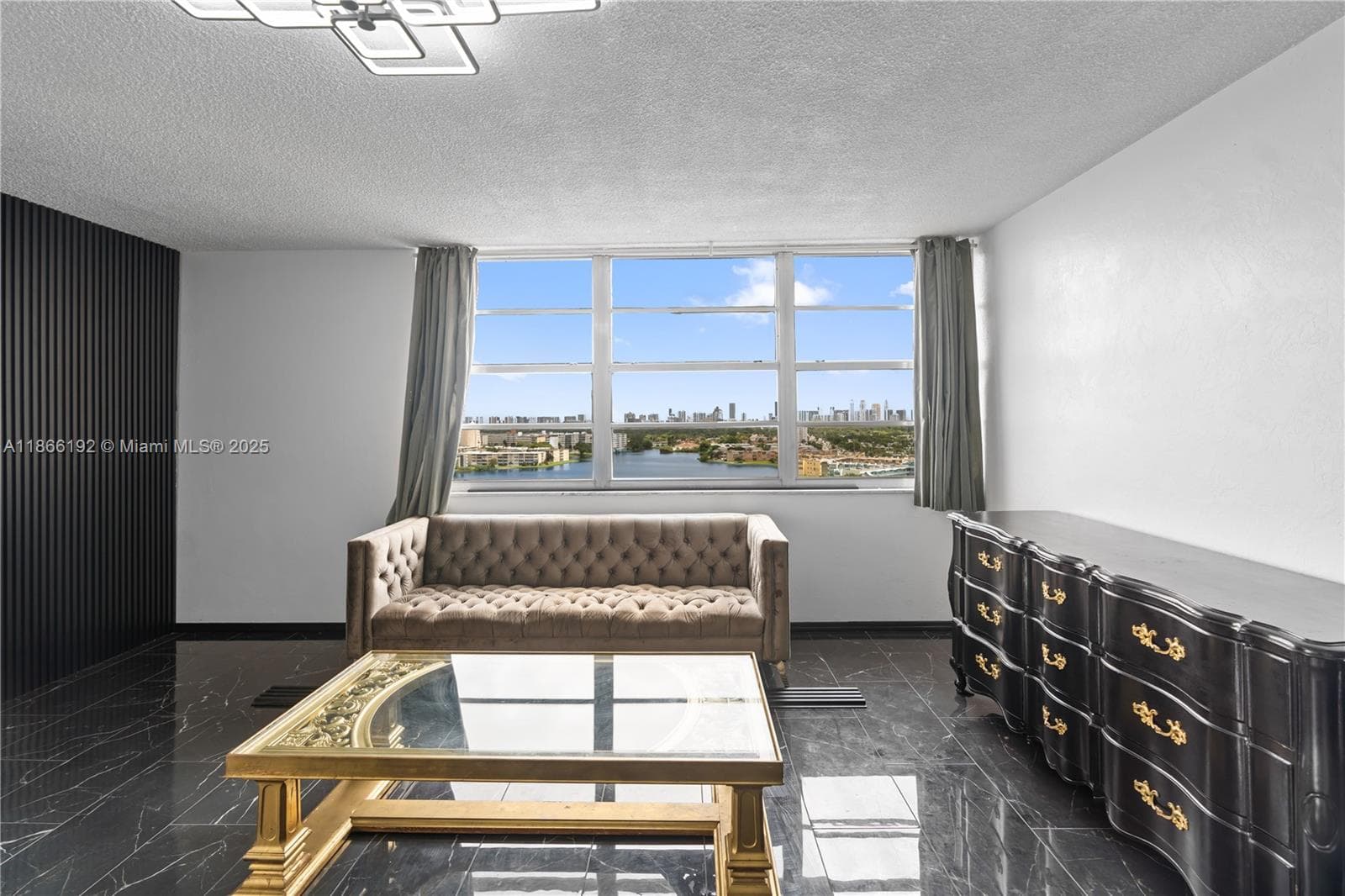BUCKLEY TOWERS CONDO - EA · #1506E in Miami - Photo 3