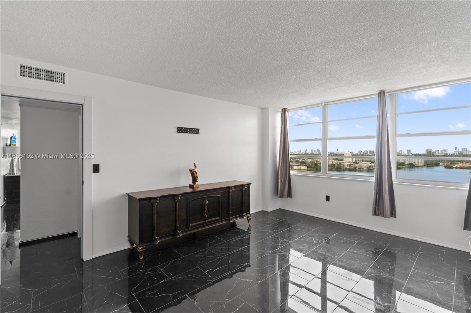 BUCKLEY TOWERS CONDO - EA · #1506E in Miami - Photo 14