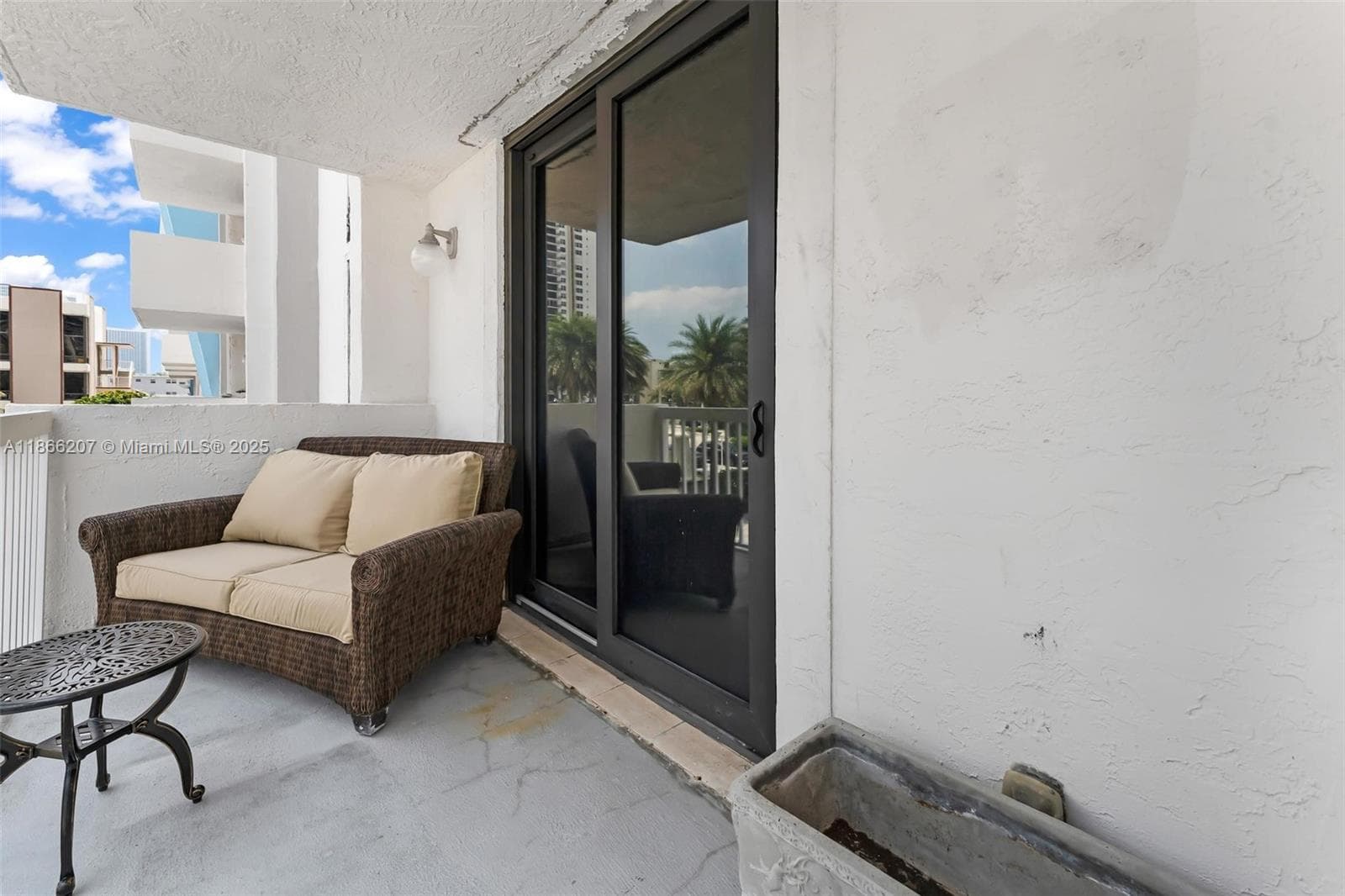 Allington Towers North · #2G in Hollywood - Photo 23