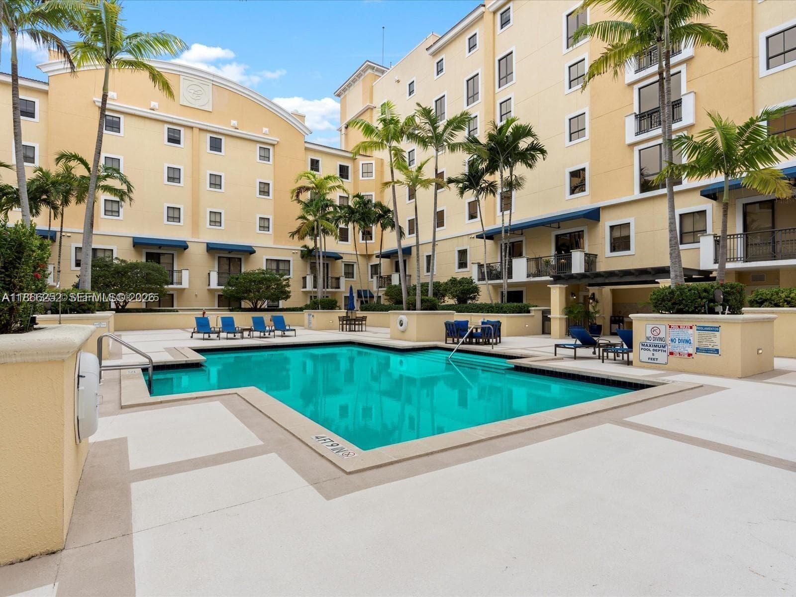 Colonnade at Dadeland SW · #509 in Miami - Photo 33
